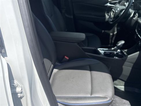 Certified 2025 Buick Encore GX Sport Touring w/ Advanced Technology Package FWD image 26