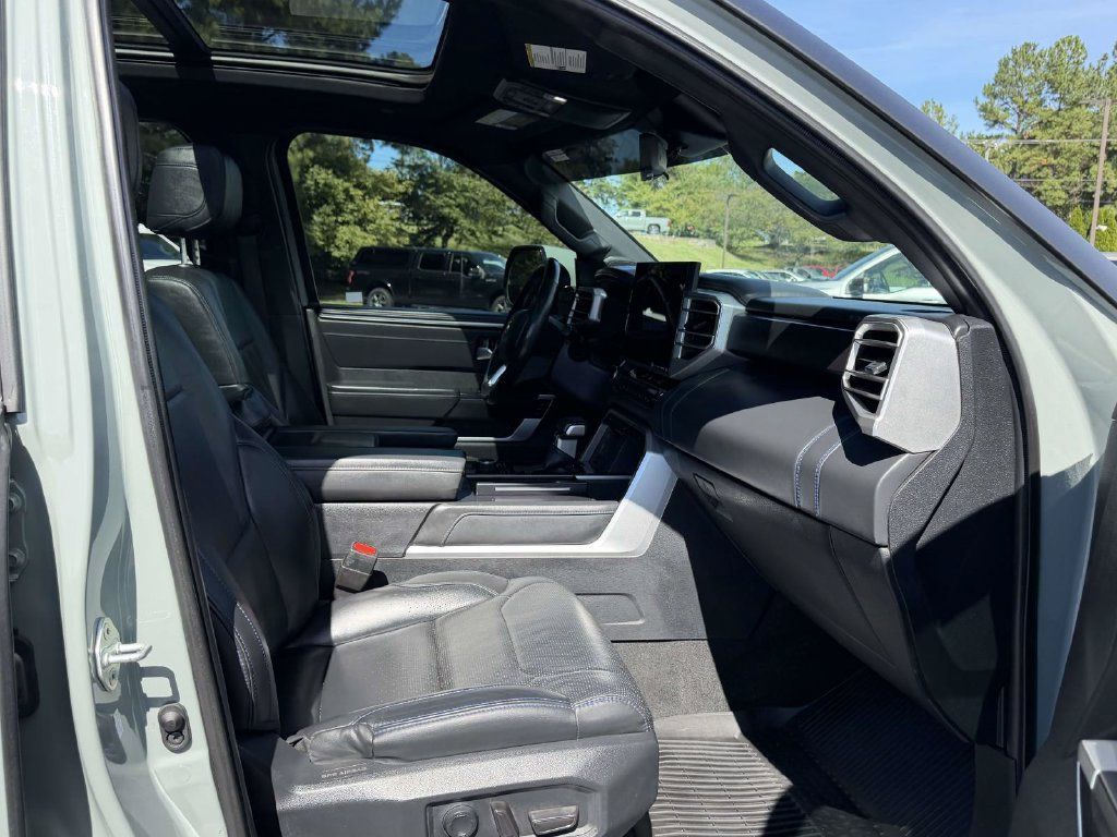 Used 2024 Toyota Tundra Platinum AWD/4WD image 12
