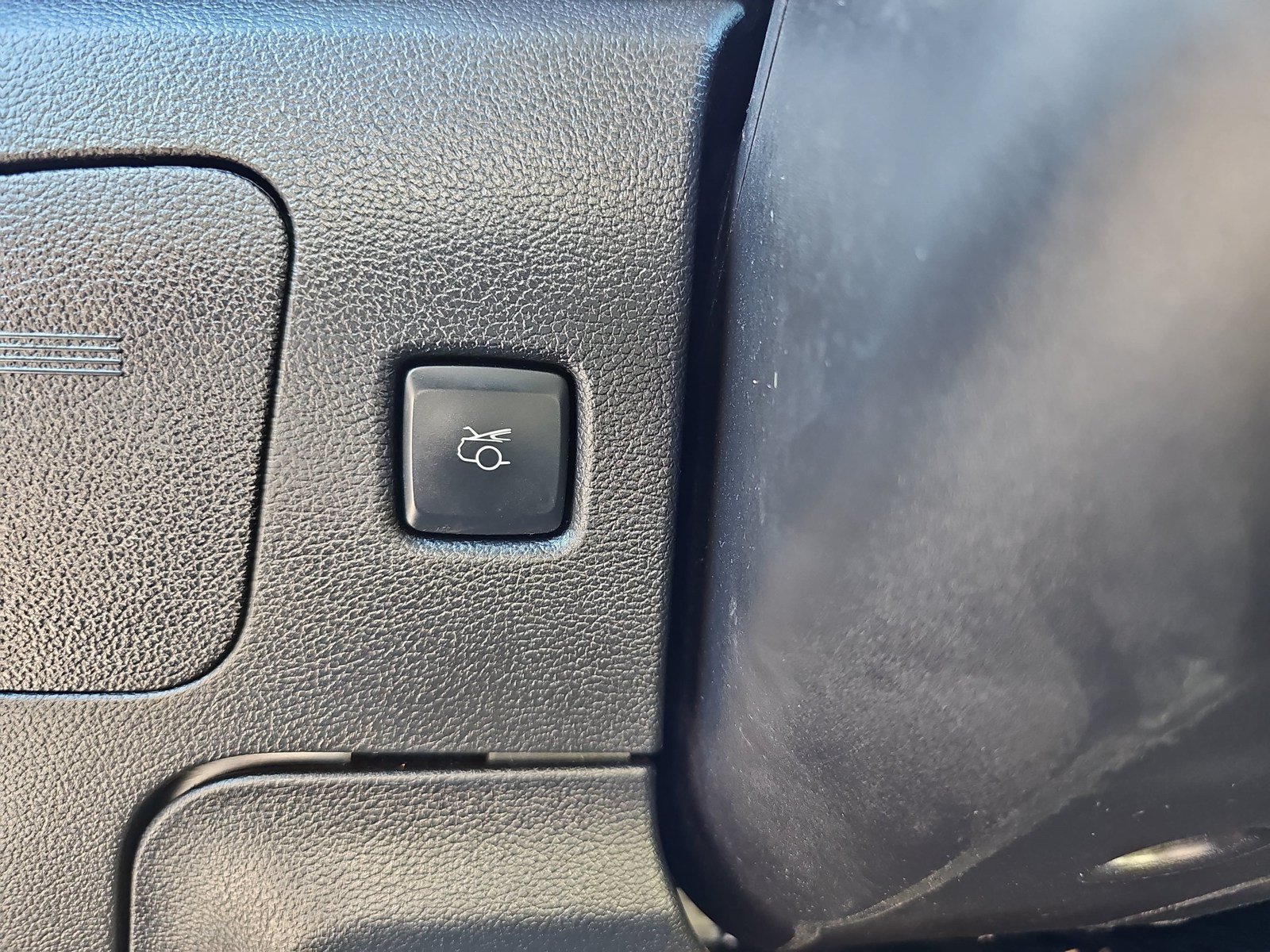 Used 2019 Ford Mustang Convertible RWD image 30