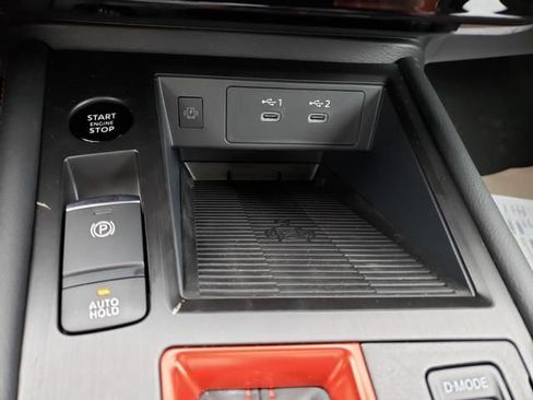 New 2026 Nissan Kicks SR w/ SR Premium Package image 19