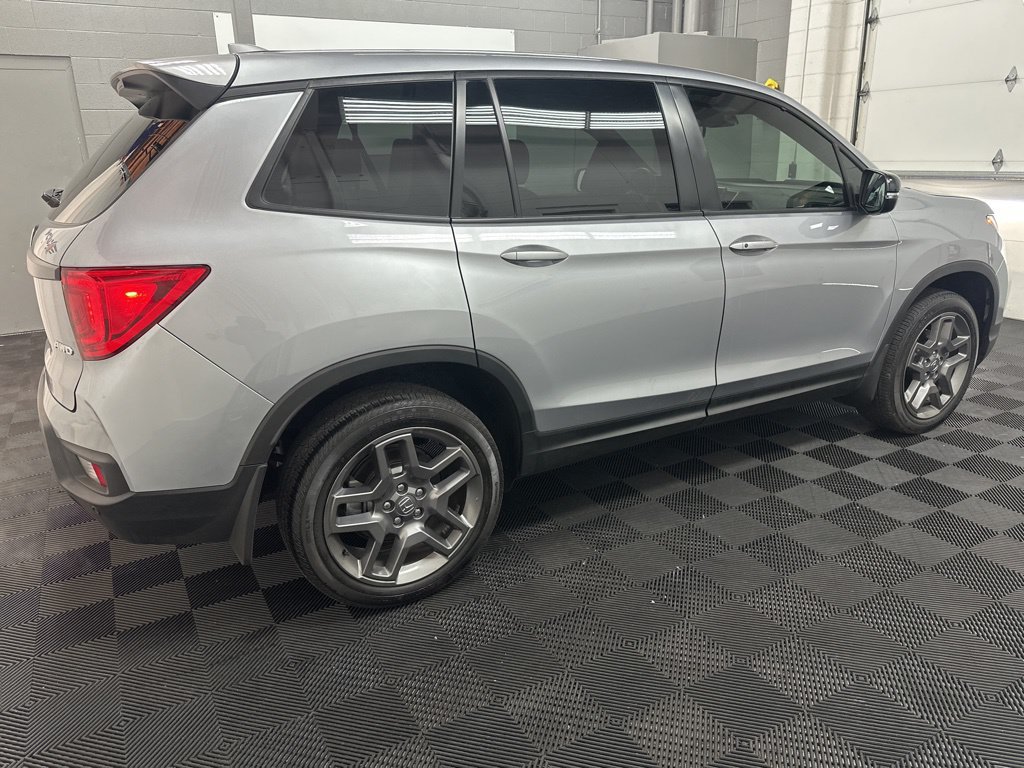 Used 2023 Honda Passport EX-L image 11