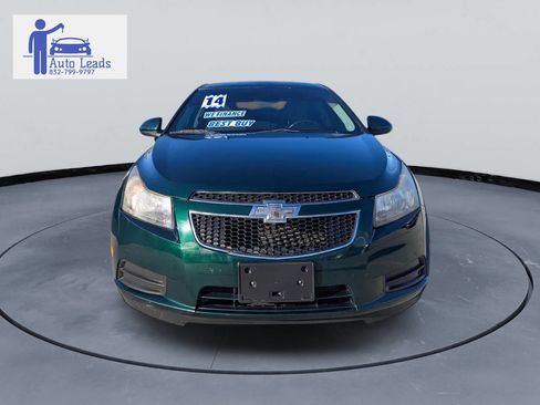 Used 2014 Chevrolet Cruze LT image 4
