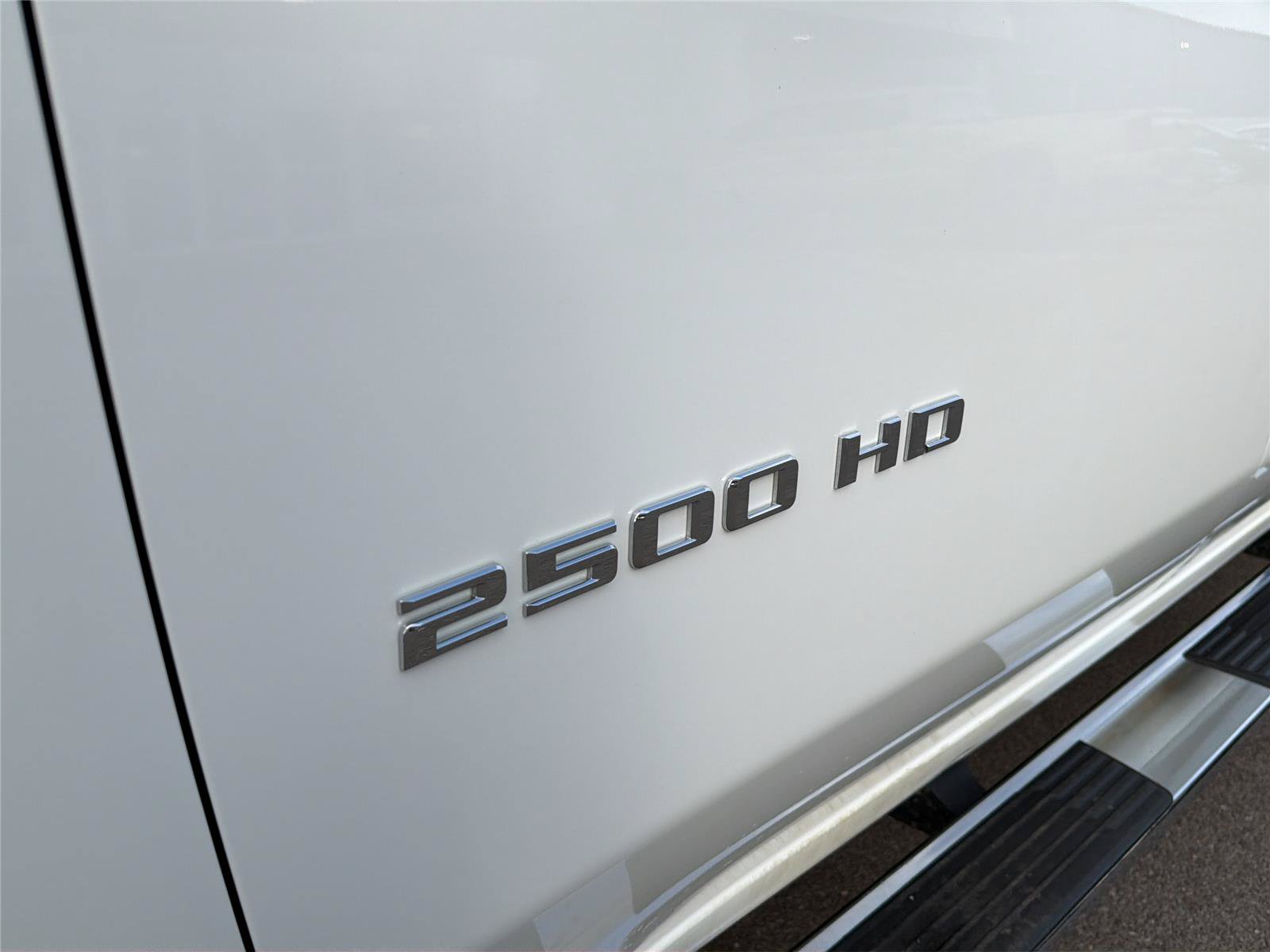 Used 2022 Chevrolet Silverado 2500 LT AWD/4WD image 27