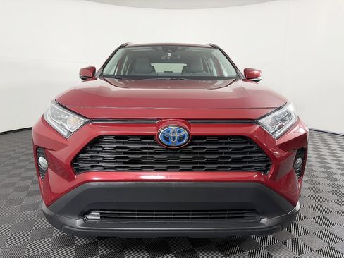 Used 2021 Toyota RAV4 XLE w/ Convenience Package AWD/4WD image 4