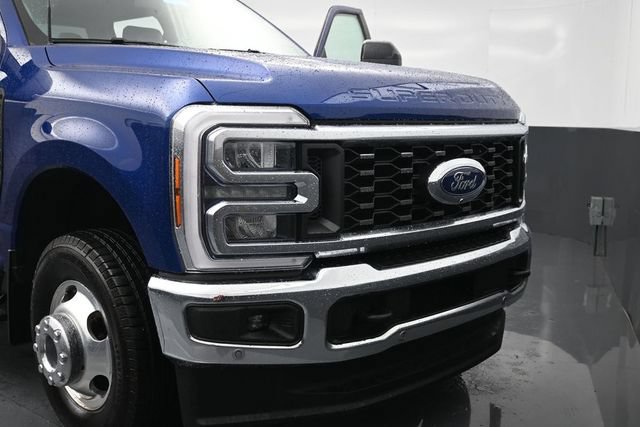 Used 2026 Ford F350 Lariat w/ Lariat Ultimate Package AWD/4WD image 36
