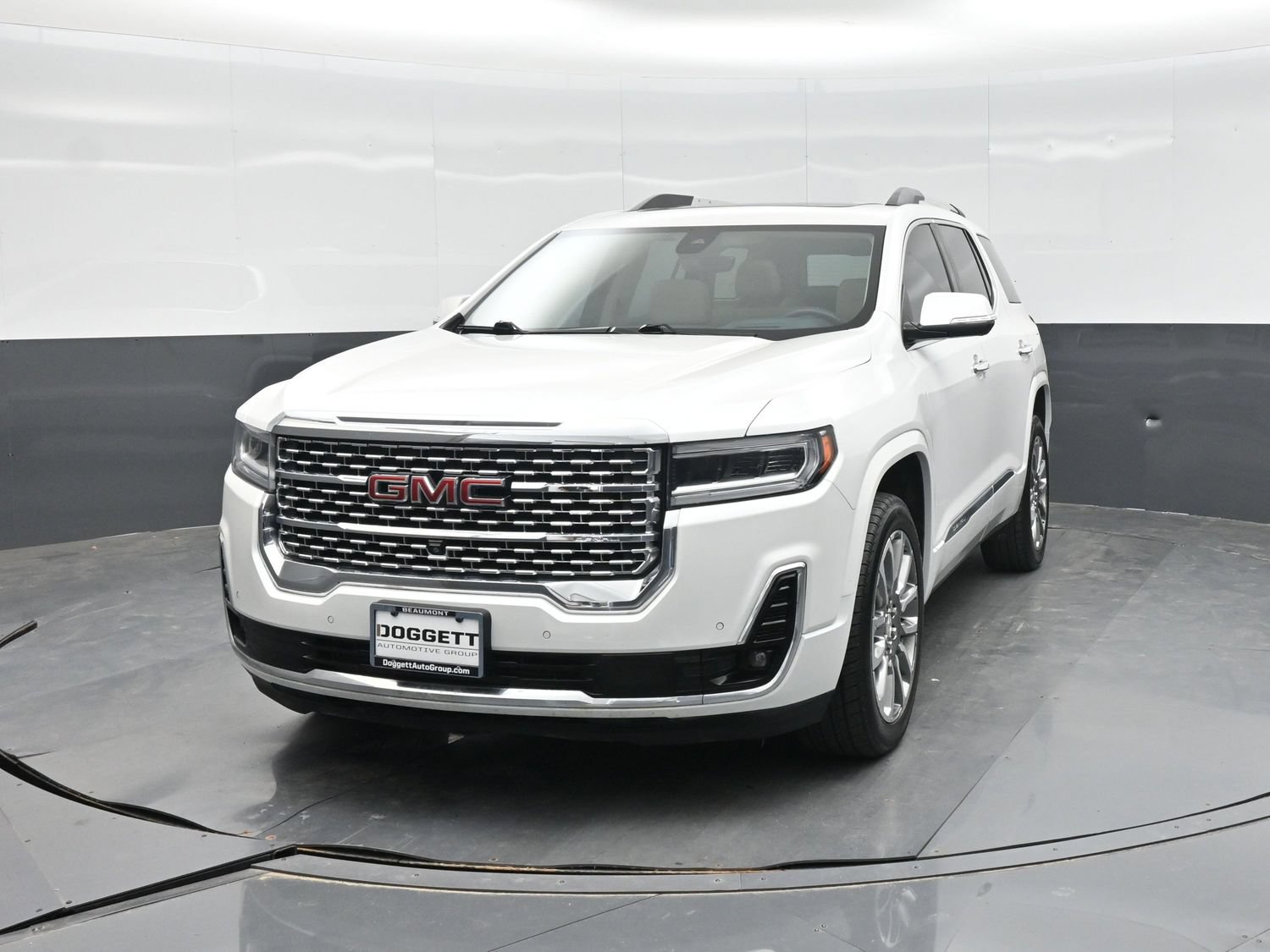 Used 2023 GMC Acadia Denali w/ Denali Ultimate Package FWD image 20