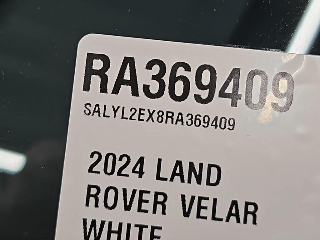 Certified 2024 Land Rover Range Rover Velar Dynamic SE AWD/4WD image 37