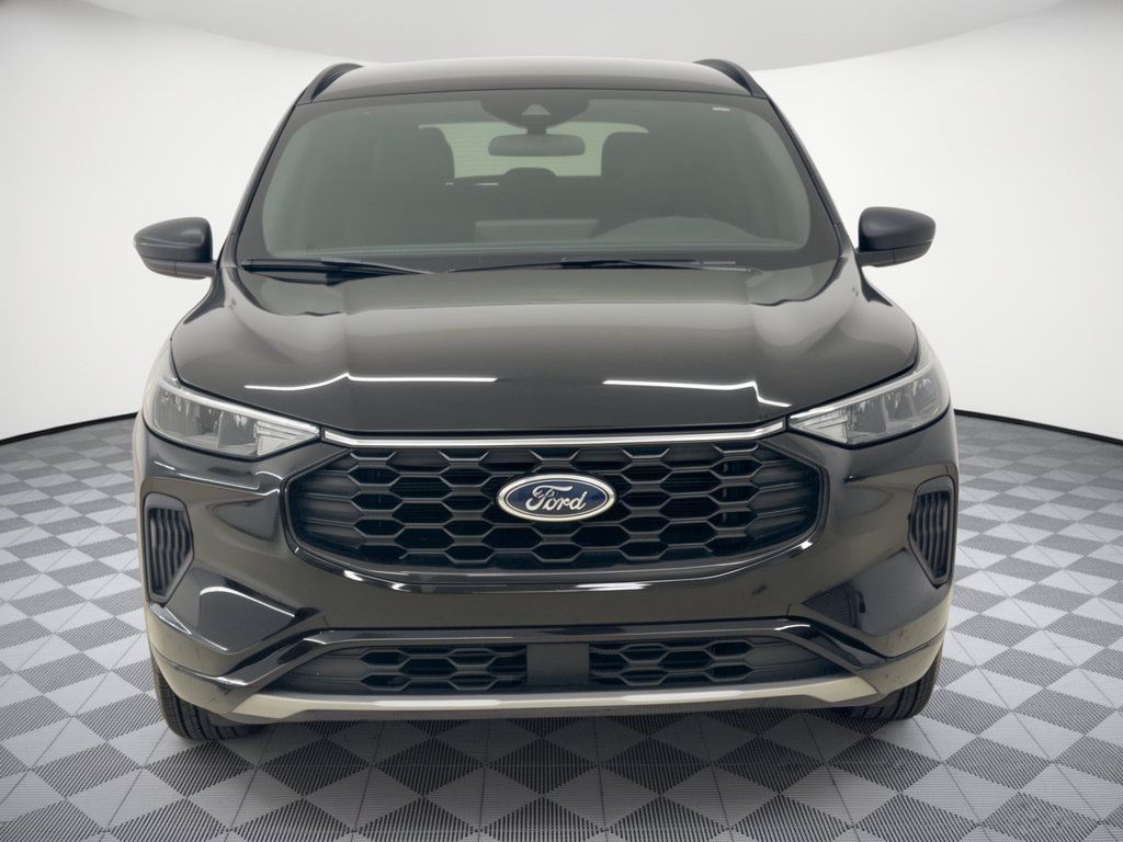Certified 2023 Ford Escape ST-Line w/ Tech Pack #1 FWD image 6