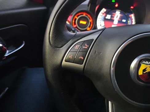 Used 2015 FIAT 500 Abarth image 39