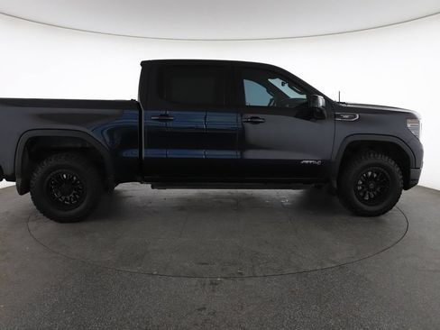 Used 2023 GMC Sierra 1500 AT4 w/ AT4 Premium Package AWD/4WD image 14