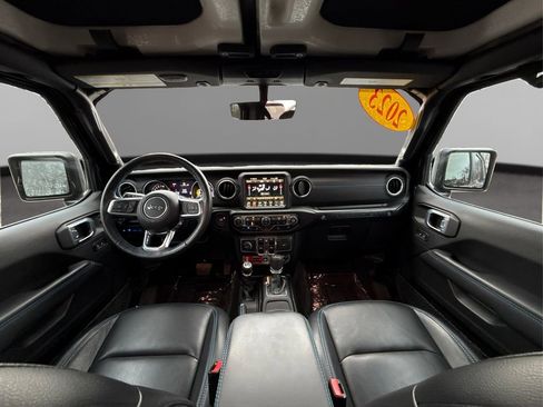 Used 2023 Jeep Wrangler Unlimited Rubicon 4xe w/ Cold Weather Group image 28