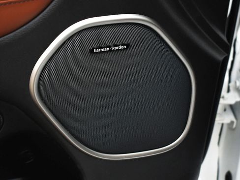 Used 2021 Jeep Grand Cherokee Overland image 30