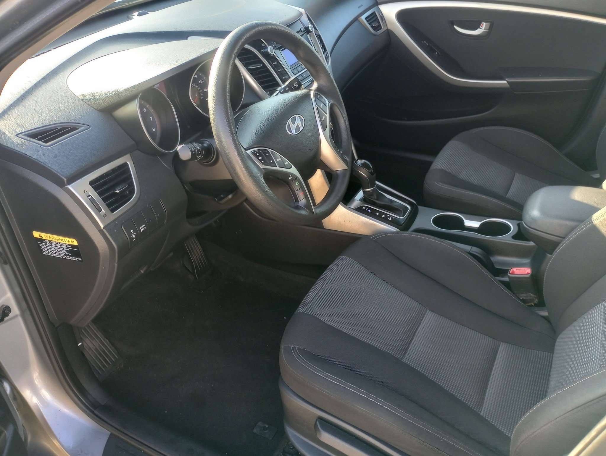 Used 2014 Hyundai Elantra GT FWD image 4