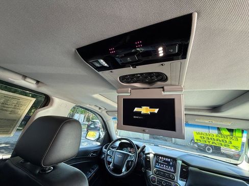 Used 2017 Chevrolet Tahoe Premier image 12