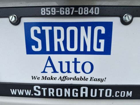 Used 2023 Ford Expedition Platinum AWD/4WD image 17