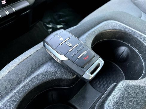 Used 2021 RAM 1500 Big Horn AWD/4WD image 37