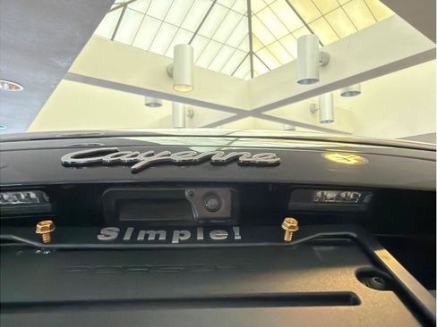 Used 2021 Porsche Cayenne E-Hybrid AWD/4WD image 42