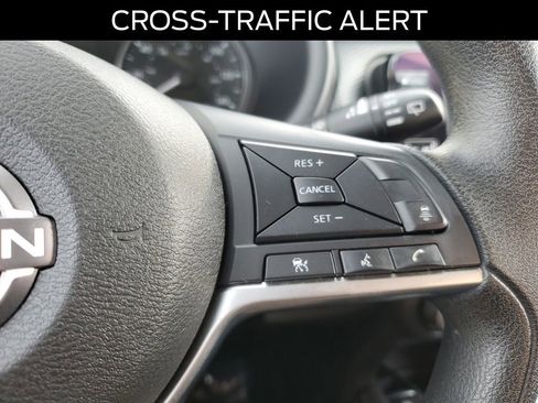 Used 2023 Nissan Kicks SV image 17