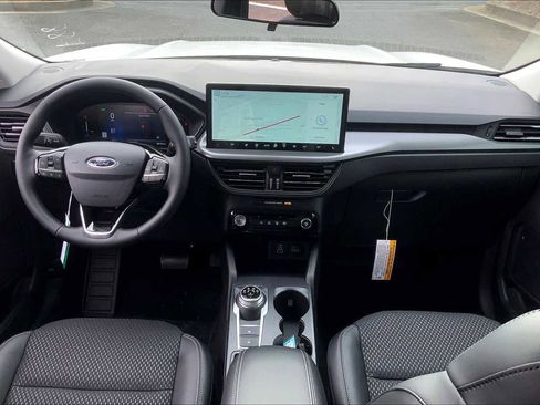 New 2025 Ford Escape SE image 5