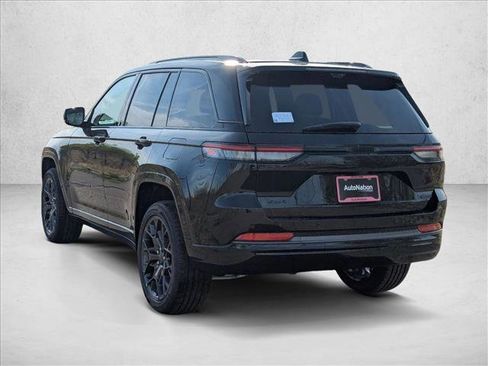 New 2026 Jeep Grand Cherokee Summit w/ Obsidian Package AWD/4WD image 8