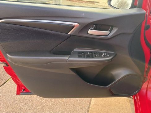 Used 2015 Honda Fit EX image 16