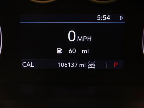 Used 2019 Chevrolet Silverado 1500 LT Trail Boss AWD/4WD image 35
