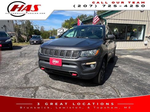 Used 2021 Jeep Compass Trailhawk image 1