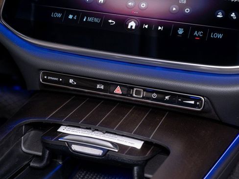 New 2026 Mercedes-Benz E 350 4MATIC Sedan image 20