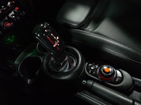 Used 2020 MINI Cooper S image 25