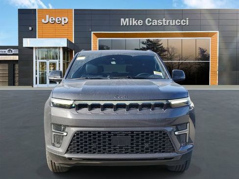 New 2026 Jeep Grand Wagoneer Limited image 2