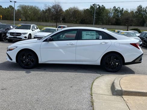 New 2026 Hyundai Elantra Sport FWD image 4