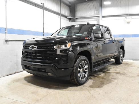 Used 2024 Chevrolet Silverado 1500 RST w/ Convenience Package II image 4