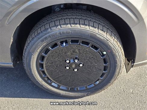 New 2026 Ford Maverick Lobo image 14