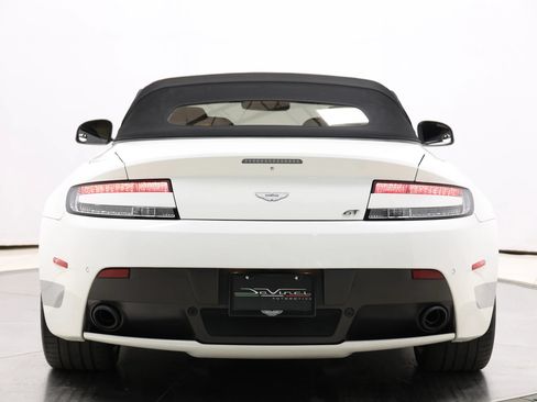 Used 2016 Aston Martin V8 Vantage GT RWD image 80