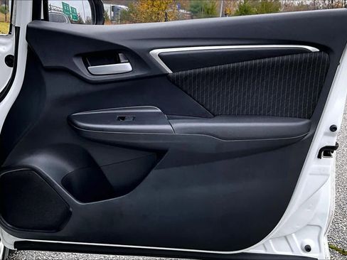 Used 2018 Honda Fit EX image 22