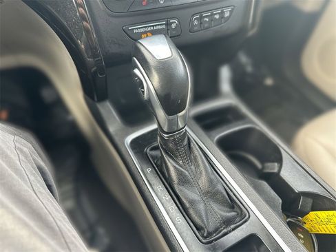 Used 2019 Ford Escape Titanium image 21