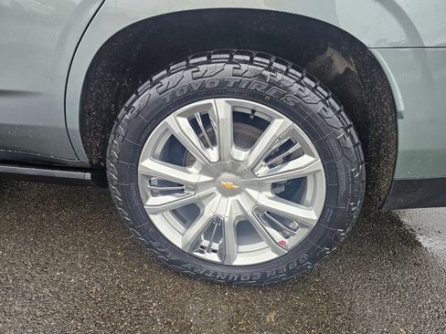 Used 2024 Chevrolet Tahoe High Country image 11