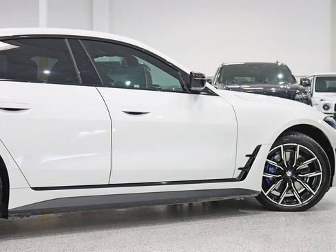 Used 2025 BMW i4 xDrive40i w/ M Sport Package image 11