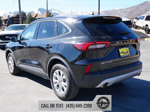 Used 2025 Ford Escape Active image 4