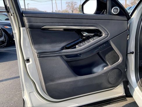 Used 2023 Land Rover Range Rover Evoque R-Dynamic SE image 26