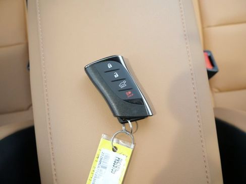 Certified 2026 Lexus RX 350 Premium AWD/4WD image 35
