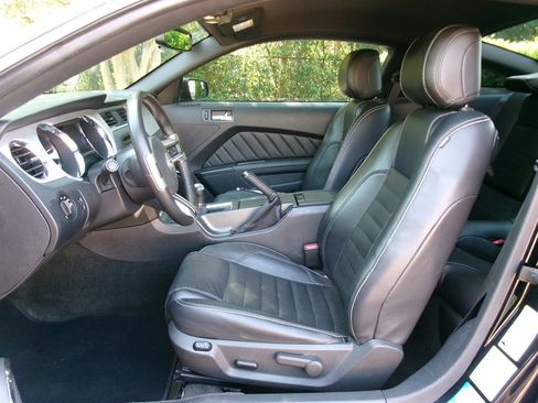 Used 2014 Ford Mustang GT Premium w/ GT Track Package image 10