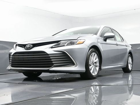 Used 2024 Toyota Camry LE image 46