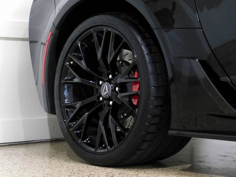 Used 2018 Chevrolet Corvette Z06 image 18