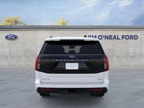 New 2025 Ford Expedition Max Active image 5