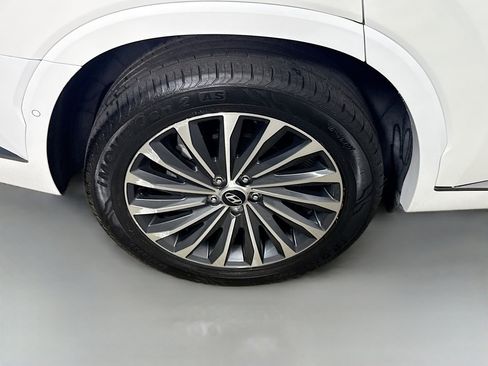 Used 2024 Hyundai Palisade Calligraphy image 33