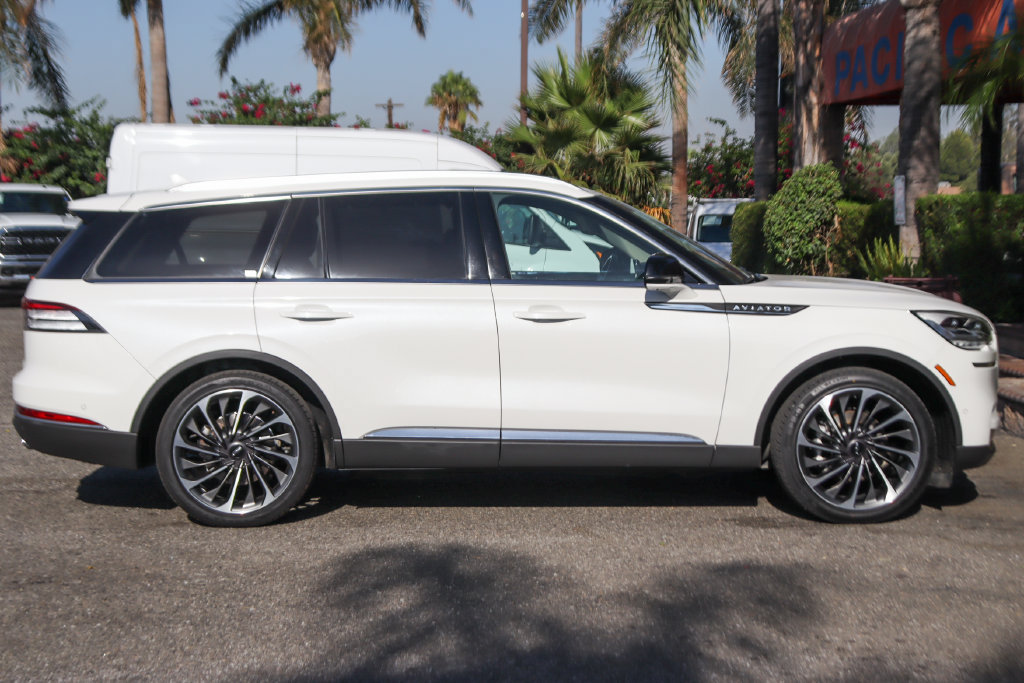 Used 2021 Lincoln Aviator Reserve w/ Equipment Group 201A RWD image 12