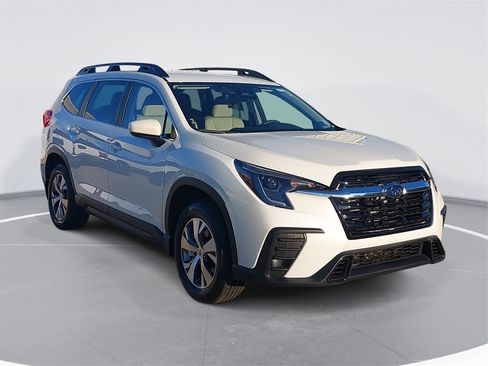 Certified 2025 Subaru Ascent Premium image 3