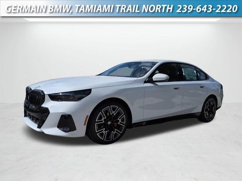 New 2027 BMW i5 eDrive40 w/ M Sport Package RWD image 1