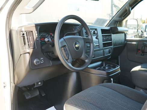 Used 2024 Chevrolet Express 2500 w/ Driver Convenience Package image 13